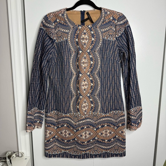 BCBG Maxazria - Alina Mini Shift Dress - Boho Long Bell Sleeves - XS - Picture 2 of 11